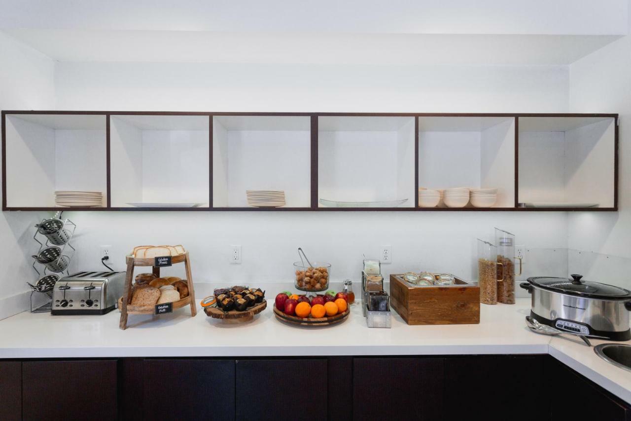Menlo Park Inn Екстер'єр фото